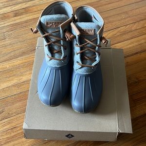 Women's Saltwater Wool Embossed Duck Boot